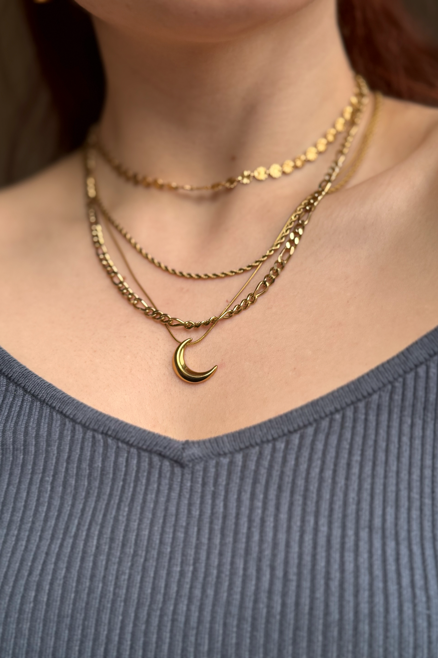 Luniva – Crescent Moon Necklace in Gold