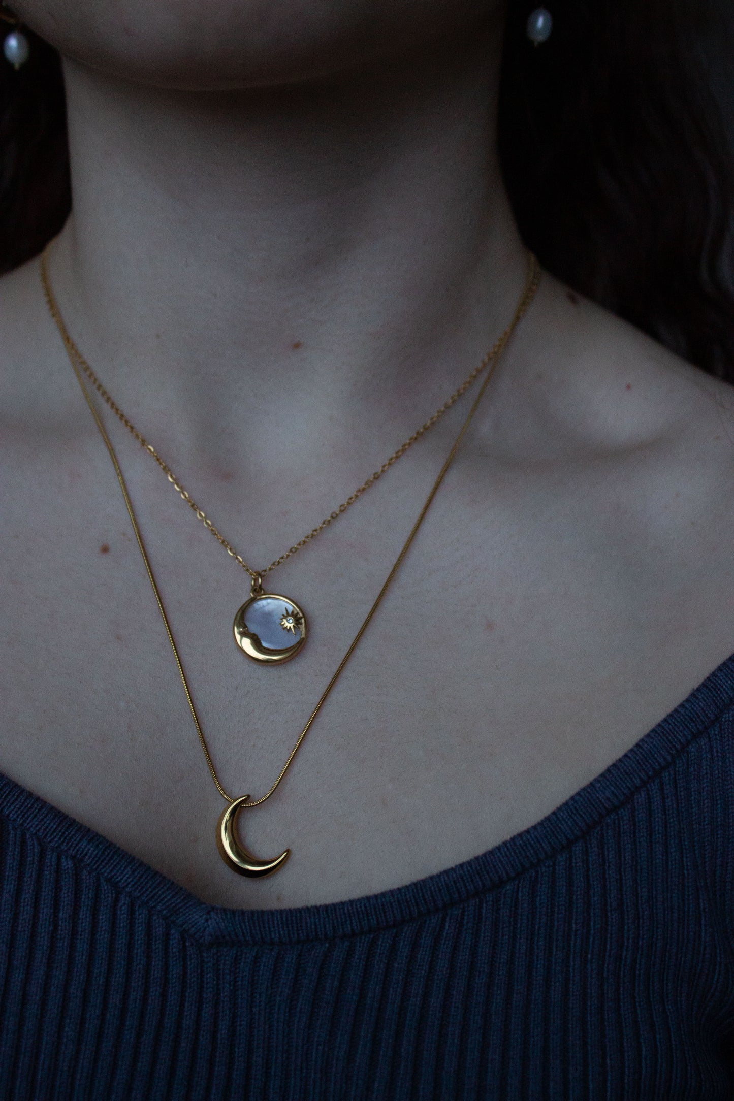 Celestina – Moon & Star Necklace with shimmering Shell Inlay