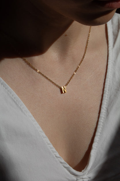 Goldene Buchstaben Kette | Initial Necklace