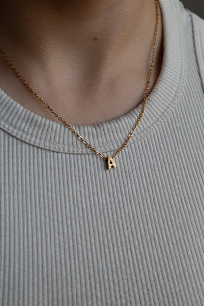 Goldene Buchstaben Kette | Initial Necklace