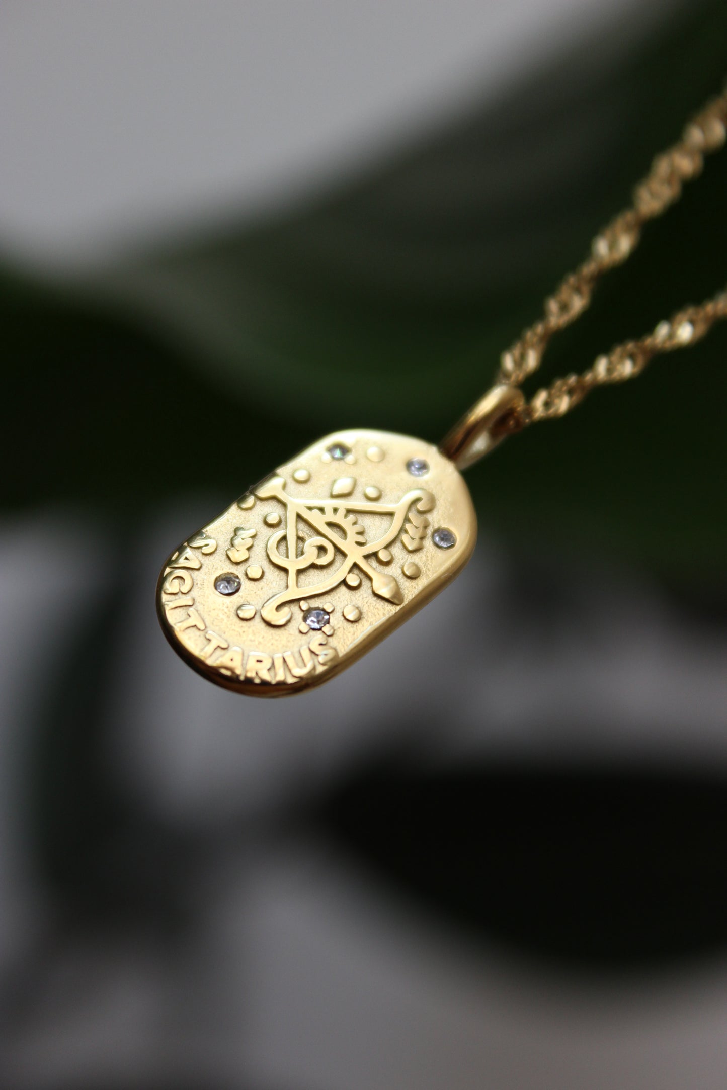 Zodiac Necklace – Wähle dein Sternzeichen