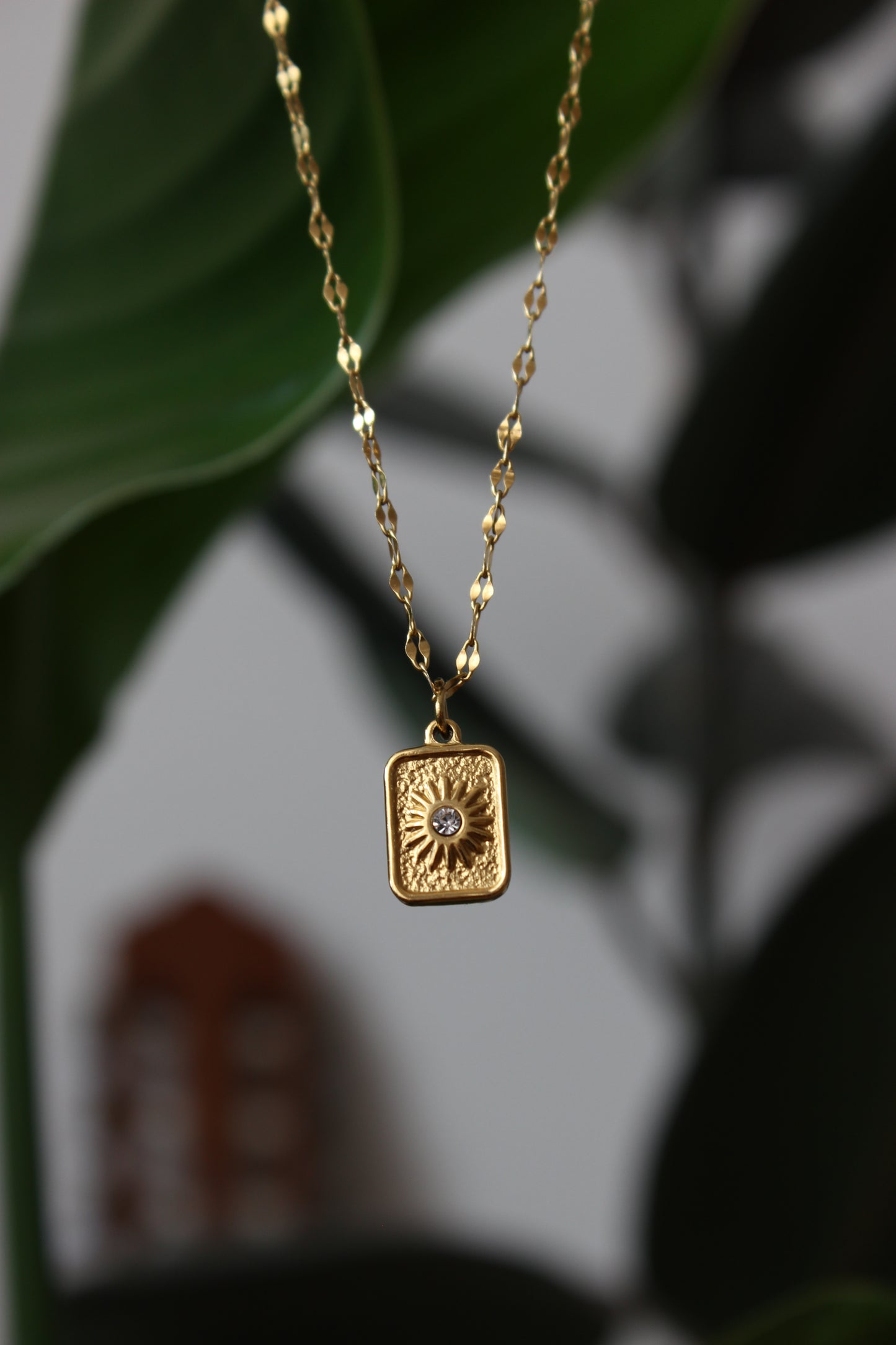 Soleia Necklace – Clear